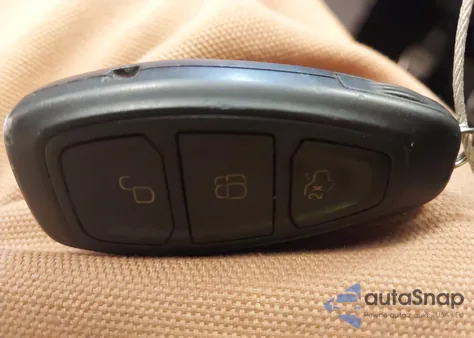 2015 Ford Focus St z USA, uszkodzony, nr VIN 1FADP3L90FL240820